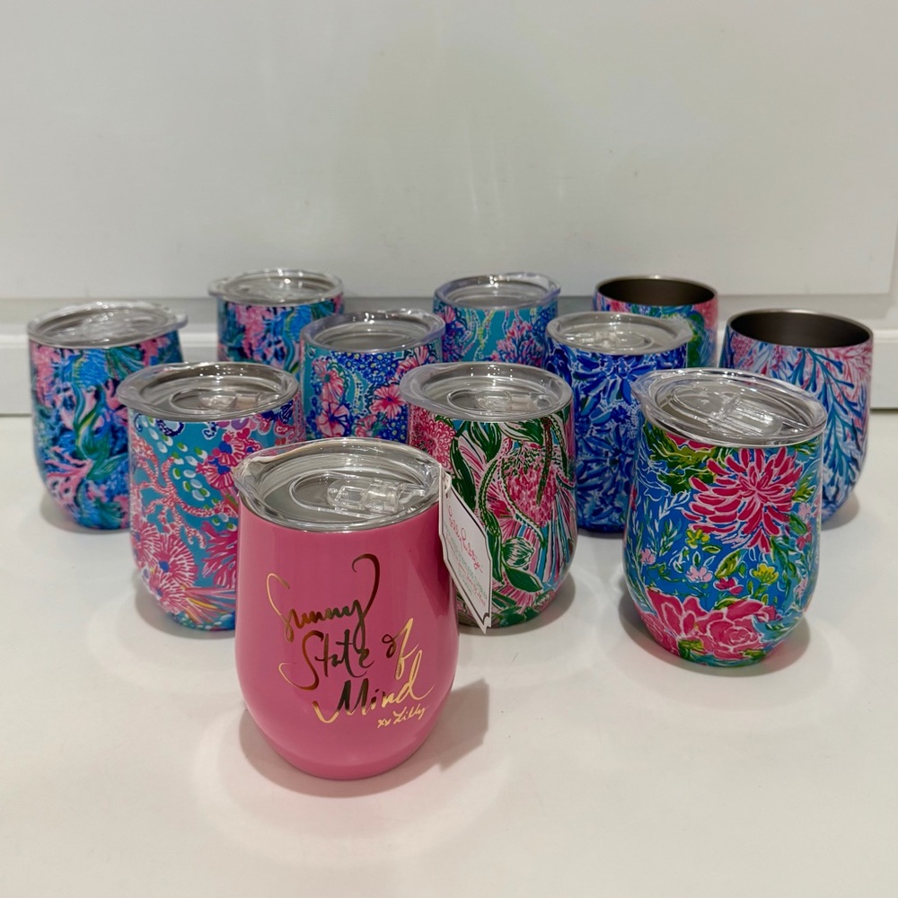 Lilly Pulitzer Comin’ In Hot 12 Oz Stemless Insulated Tumbler - Picture 8 of 10